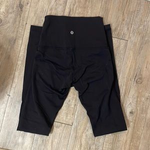 Black lululemon leggings (tall)